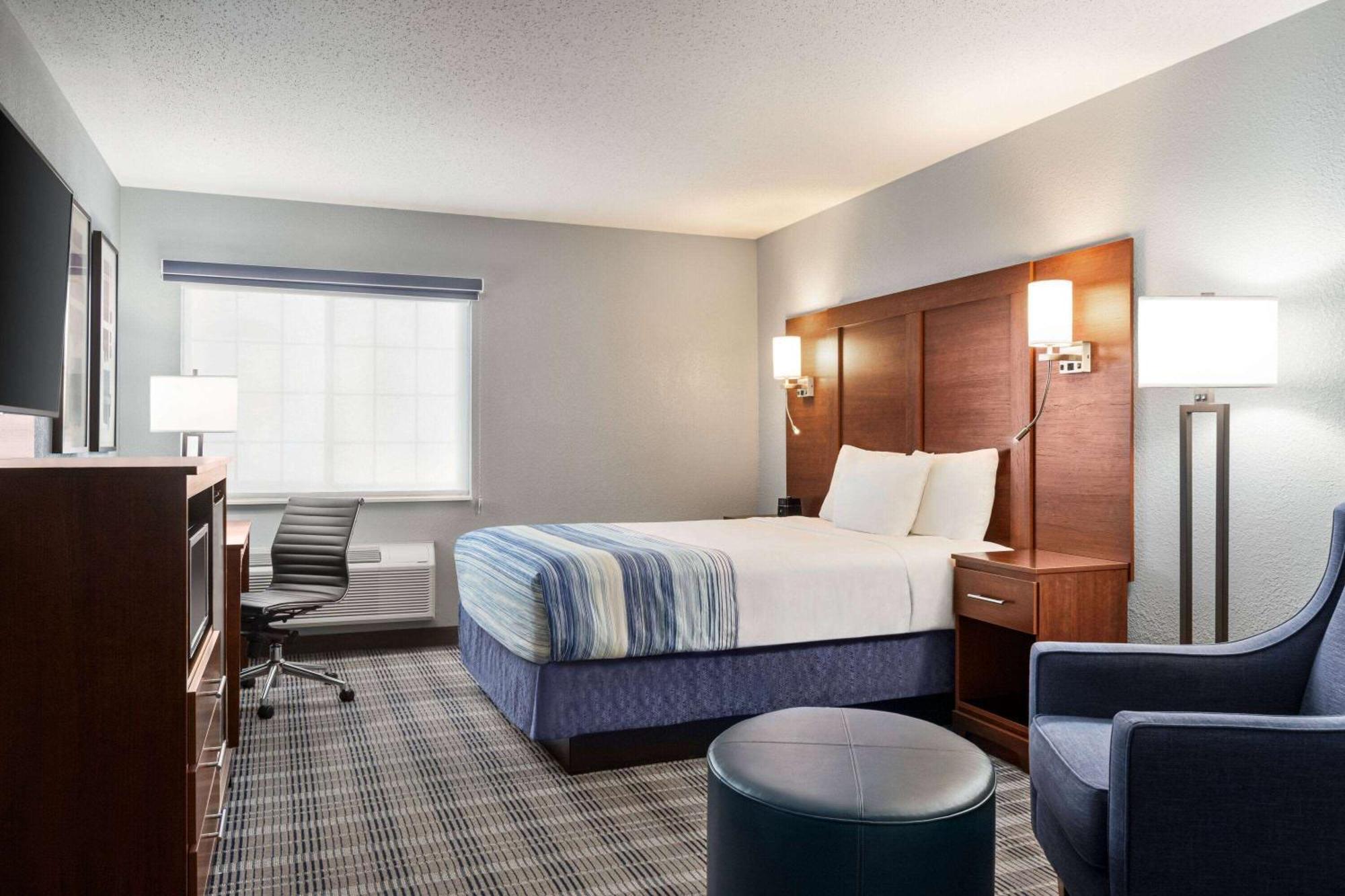 Americinn By Wyndham Williamsburg Exterior photo